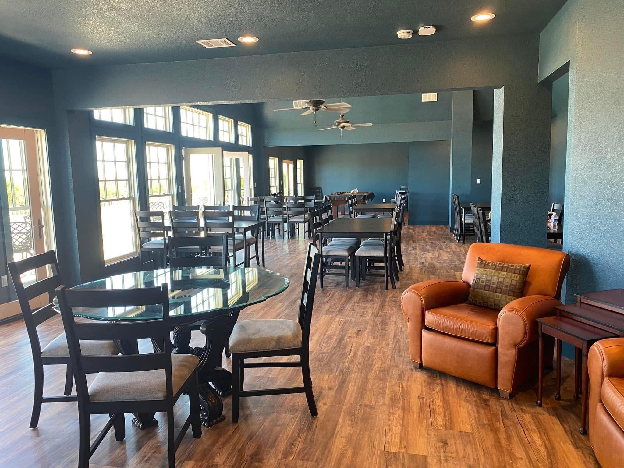 Upstairs Lounge & Balcony at Edge of the Lake